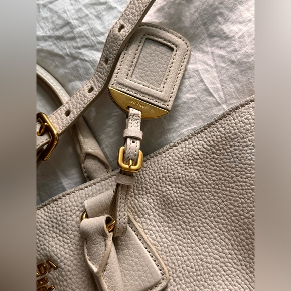 Prada Vitello Daino Pearl White Leather Convertible Shopper Tote Bag Purse - Picture 13 of 15